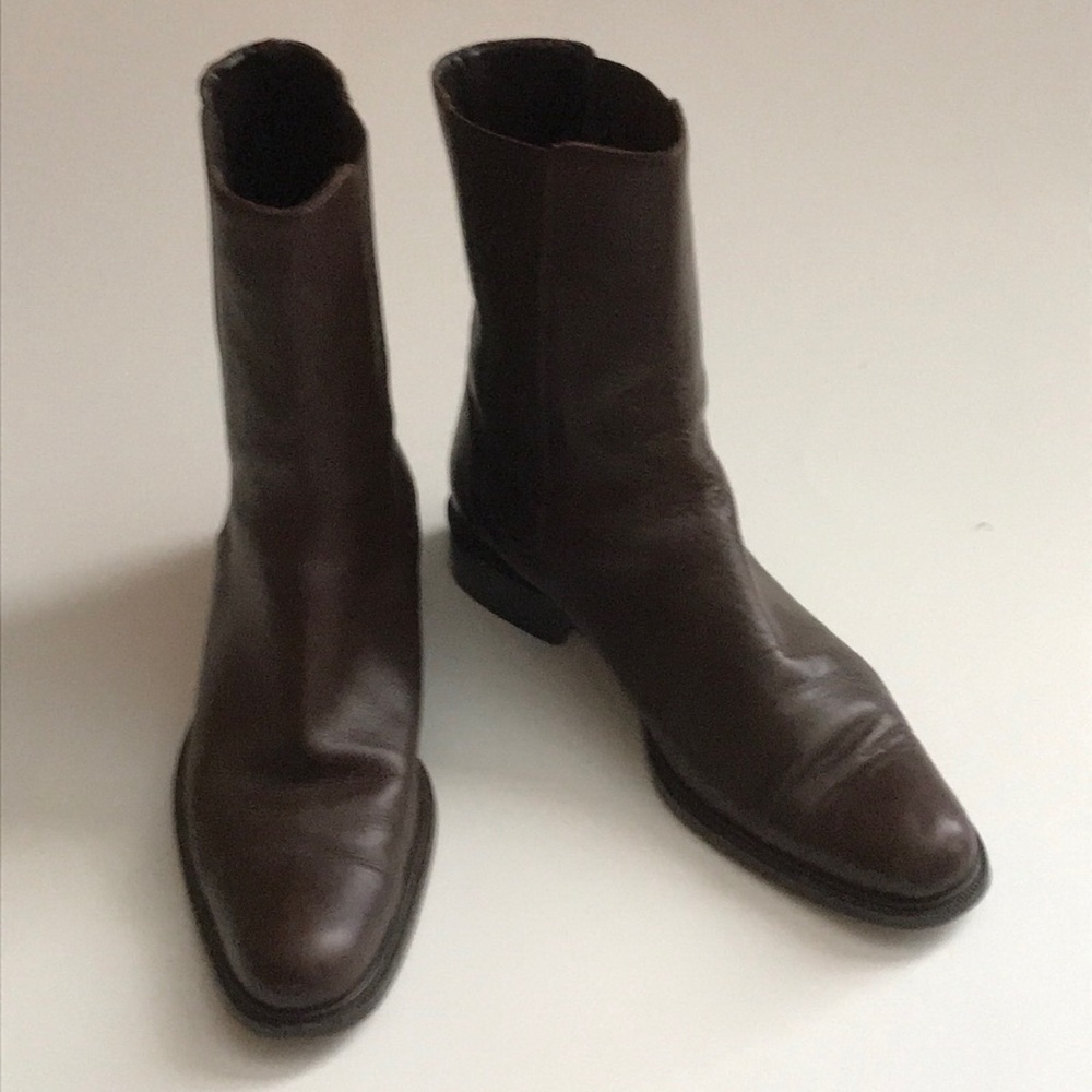 Anne Klein mid calf brown boots 1” heel 7 1/2